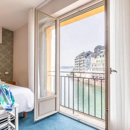 De La Vallee Hotel 3*