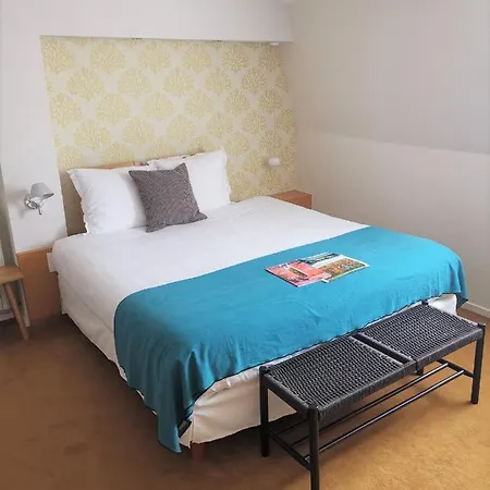 De La Vallée 3*