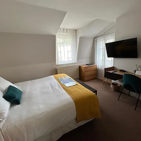 De La Vallee Hotel
