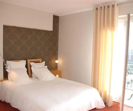 De La Vallée 3*