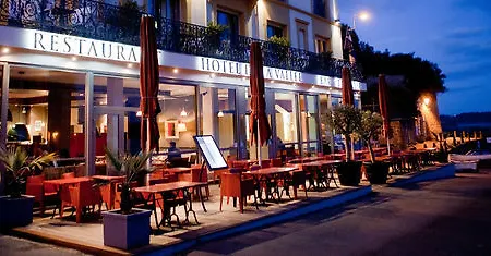 Hotel De La Vallée 3*